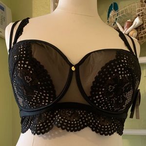 Cacique Seriously Sexy 5-way convertible bra